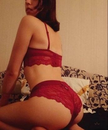Я знаю, как погрузить тебя в мир страсти и раскрепощения 💋 Моя красивая внешность и опыт удовлетворят даже самые скрытые фантазии. Я живу в Москве и могу приехать куда угодно в пределах Москвы 🏙️ Если ты ищешь идеальную девушку для проведения незабываемых встреч, то я именно то, что тебе нужно. Оставься со мной на пару часов или на целую ночь, и ты поймешь, почему мои отзывы полны восхищения. Не стесняйся и доверься мне – я умею доставлять удовольствие🔥 Фото на сайте 100% мои. Жду твоего звонка, чтобы сделать нашу встречу незабываемой! 💕 Корнелия